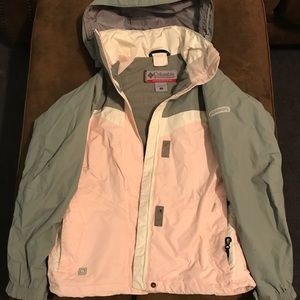 Columbia Women’s Ski Coat and Pants Small